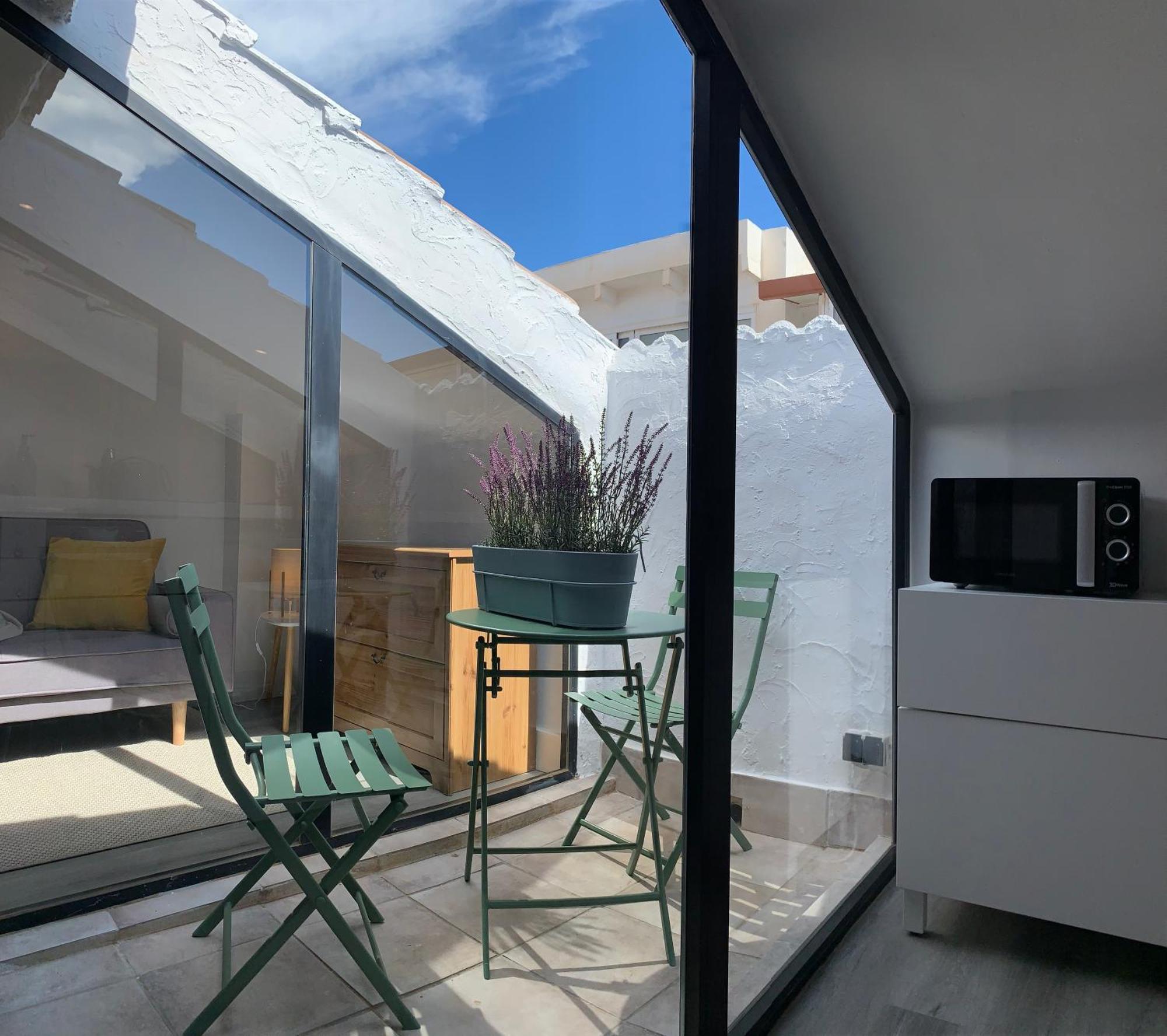 La Buhardilla De Pedregalejo Daire Málaga Dış mekan fotoğraf