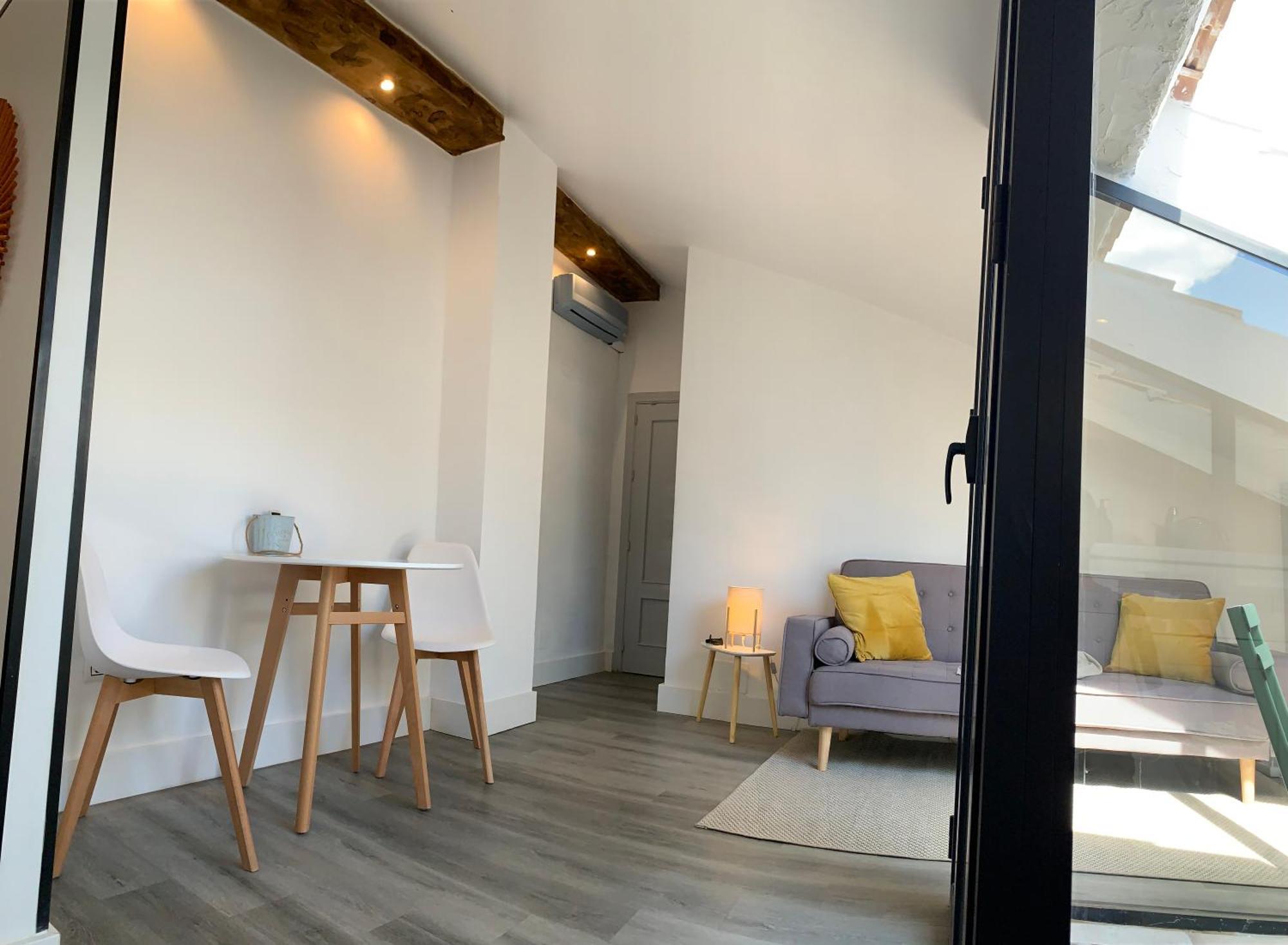 La Buhardilla De Pedregalejo Daire Málaga Dış mekan fotoğraf